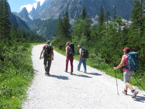 Rifugio Locatelli - Dreizinnenhütte (BZ)