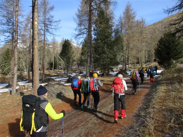 Rifugio Arp (AO) con Cai Cusano M.