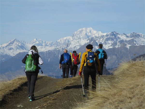 Rifugio Arp (AO) con Cai Cusano M.