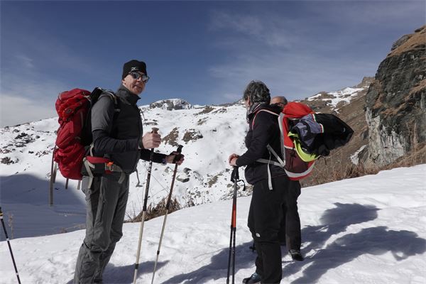 Rifugio Arp (AO) con Cai Cusano M.