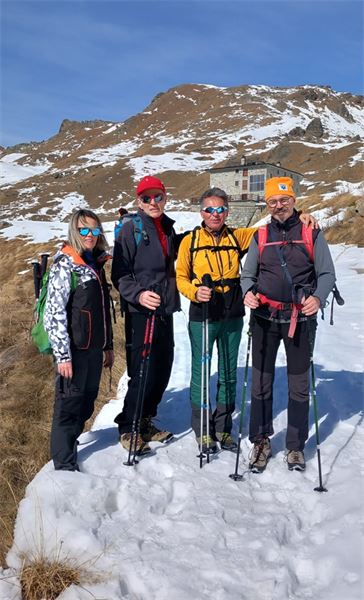 Rifugio Arp (AO) con Cai Cusano M.