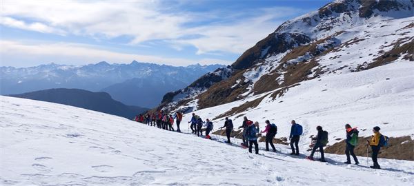 Rifugio Arp (AO) con Cai Cusano M.