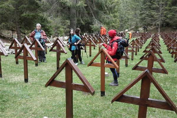 Tra i forti dell'Altipiano di Asiago (VI)