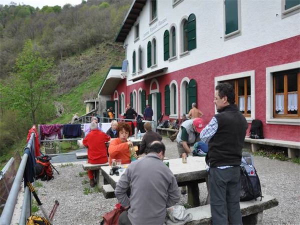 Monte Magnodeno - Rif. Alpinisti Monzesi (LC)