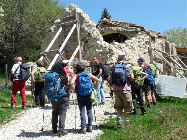 Sui monti dei paesi terremotati di Marche e Umbria