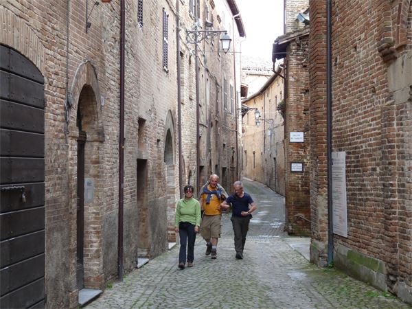 Sui monti dei paesi terremotati di Marche e Umbria