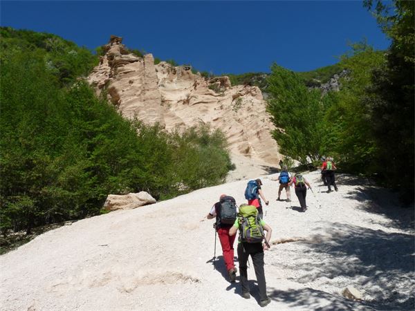 Sui monti dei paesi terremotati di Marche e Umbria