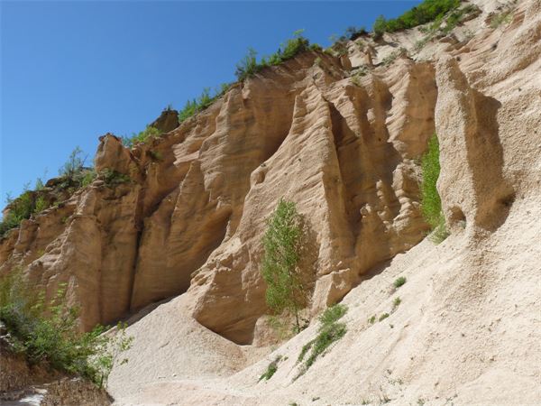 Sui monti dei paesi terremotati di Marche e Umbria