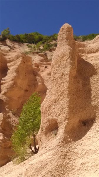Sui monti dei paesi terremotati di Marche e Umbria