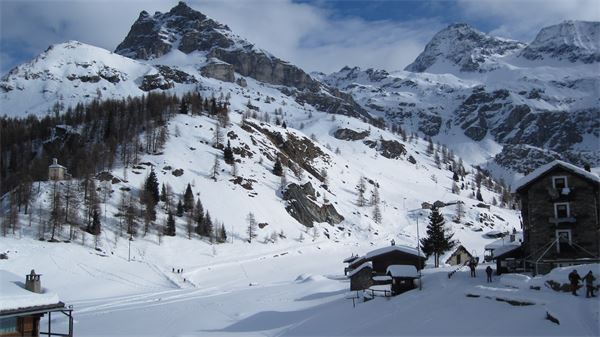 Conca di Cheneil (AO)