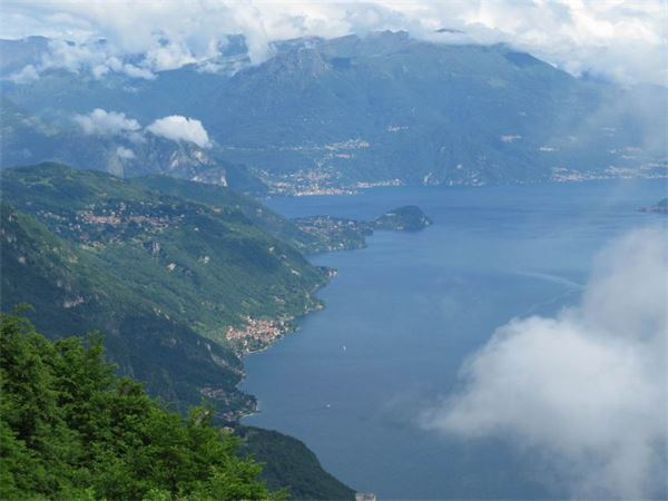 Corni di Canzo (CO)
