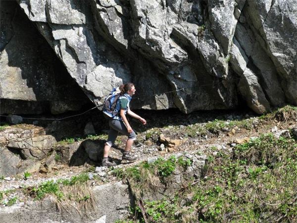 Traversata Rif. Tonolini - Rif. Gnutti (BS)