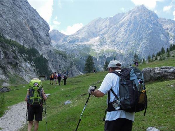 TREKKING ALTA VIA DEI PASTORI - DOLOMITI