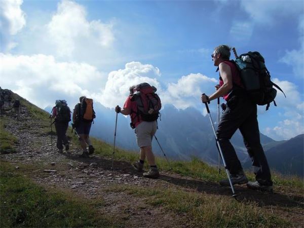 TREKKING ALTA VIA DEI PASTORI - DOLOMITI