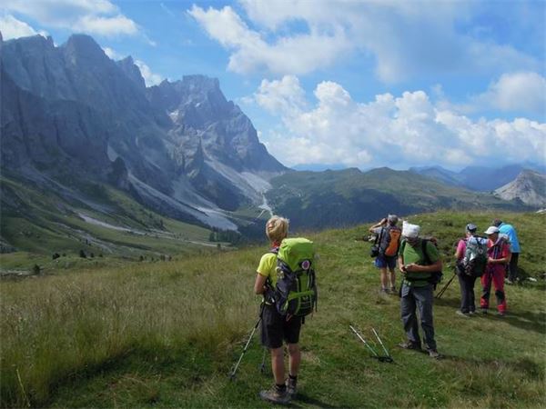 TREKKING ALTA VIA DEI PASTORI - DOLOMITI