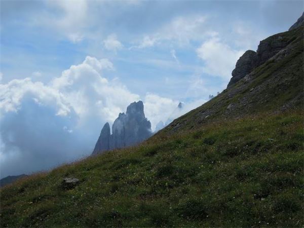 TREKKING ALTA VIA DEI PASTORI - DOLOMITI