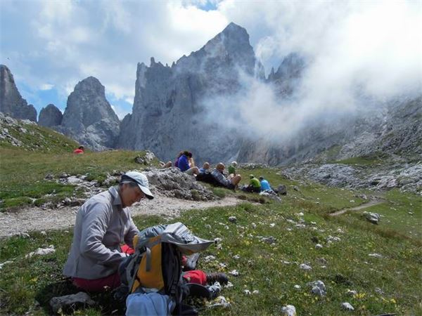 TREKKING ALTA VIA DEI PASTORI - DOLOMITI