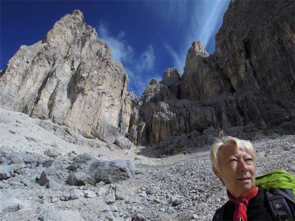 TREKKING ALTA VIA DEI PASTORI - DOLOMITI