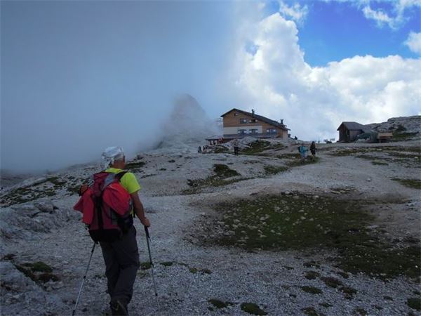 TREKKING ALTA VIA DEI PASTORI - DOLOMITI