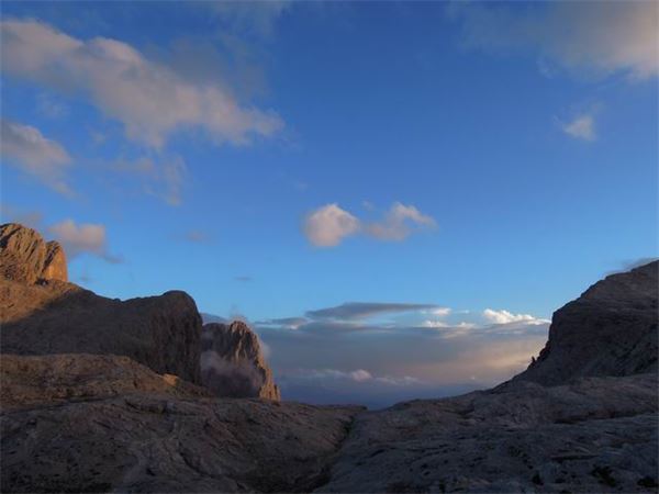 TREKKING ALTA VIA DEI PASTORI - DOLOMITI