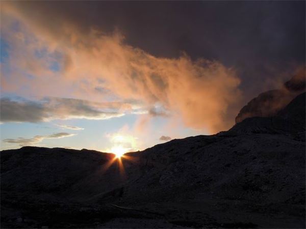 TREKKING ALTA VIA DEI PASTORI - DOLOMITI