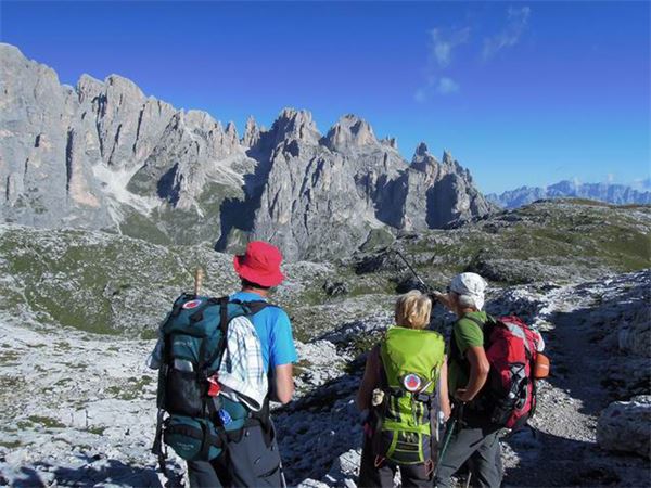 TREKKING ALTA VIA DEI PASTORI - DOLOMITI